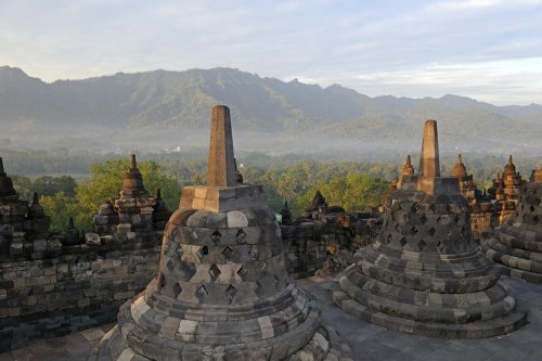 Java. Temple de Borobudur.(VOY 09-0145)