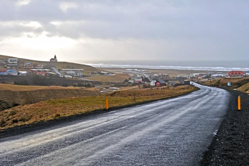 Islande - Arrivée à Vik par la route principale n°1 (ambiance crépusculaire)(VO 11-0035)