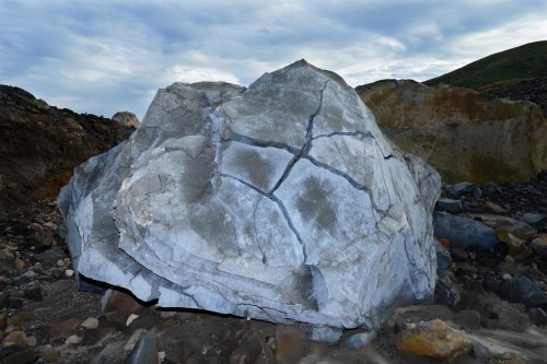 Sulawesi (Indonésie) - "Bombe" basaltique sur les flancs du volcan Lokon(VO 12-0737)