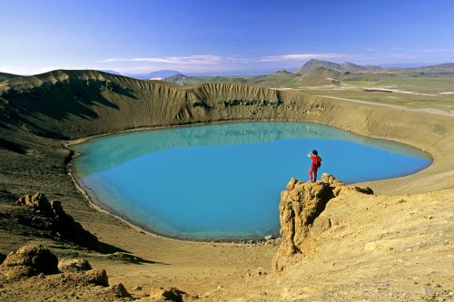 Islande. Lac du volcan Viti près de Myvatn. (V 10259)