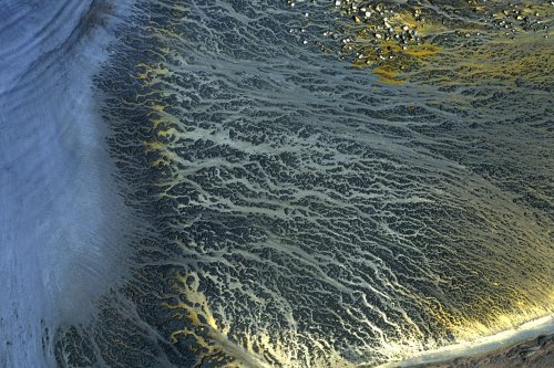 Islande. Massif ryoilitique du Kerlingarfjöll. Dépôts colorés.(V 10741)