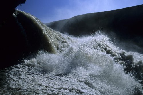 Islande. Cascade de Gulfoss.(V 10877)