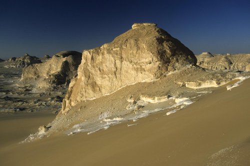 Western Desert(V 14240)