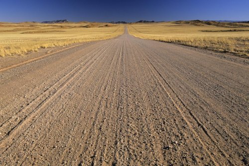 Désert du Namib. Piste menant au parc du Namib(V 5592)