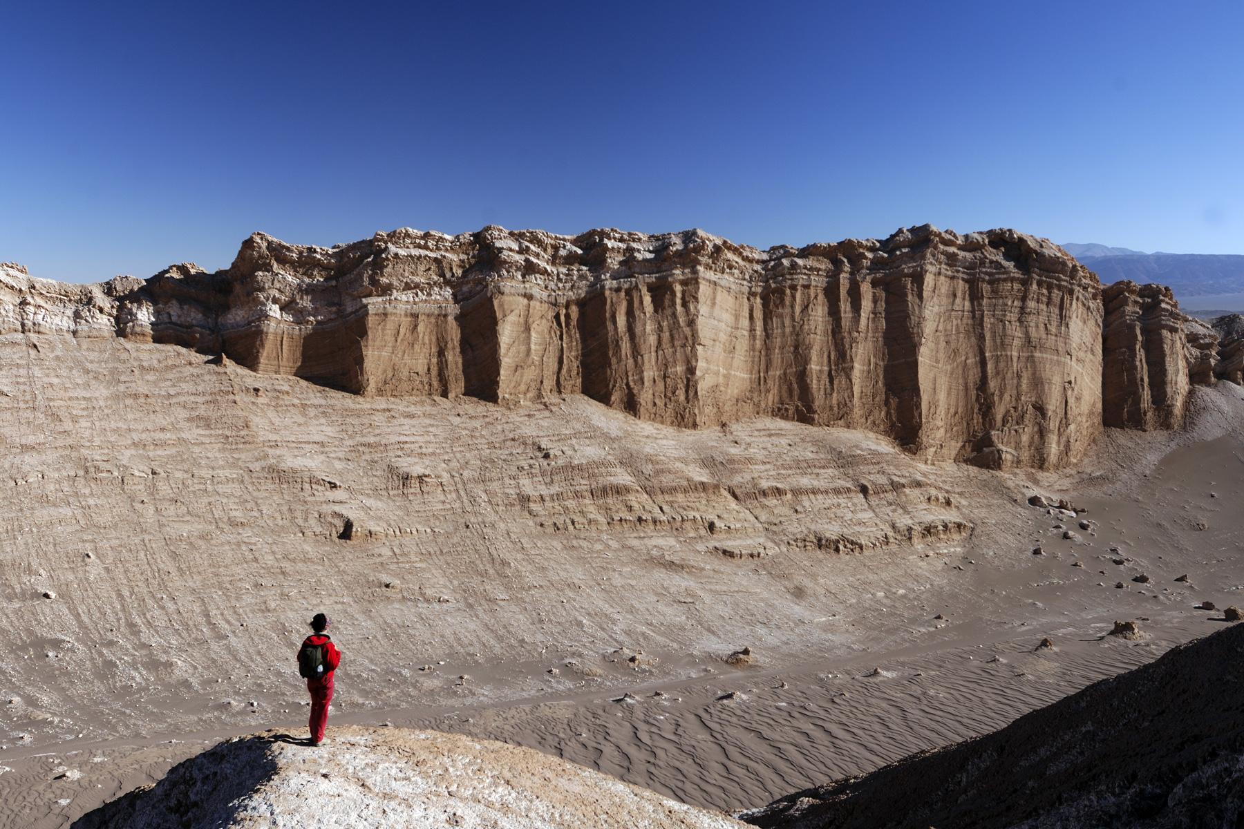 Chili. Désert d'Atacama. Falaises de sel dans la Valle de la Luna près de San Pedro de Atacama.
